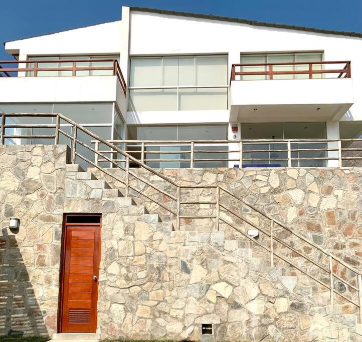 Mauri Capacidad 23 Personas A 12 Minutos Del Ovalo De Hébergement de vacances